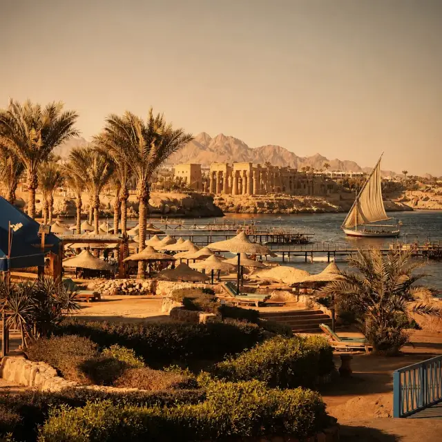 Felucca sailing the Nile at dusk